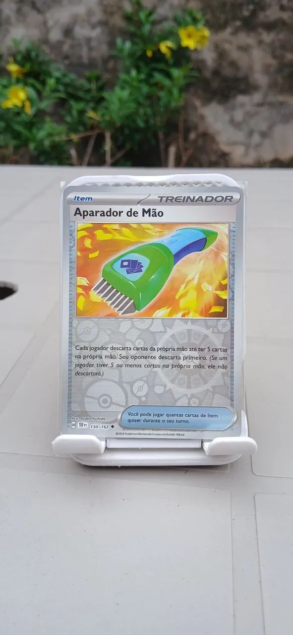 Carta Pokemon Aparador de Mão