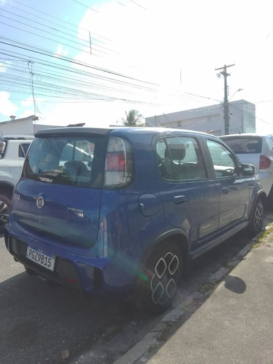 Fiat Uno Sporting Dualogic 1.4 EVO Flex 8V 4P 2015 - Foto 2