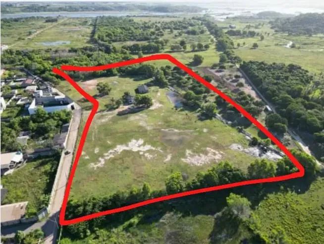 Ótima área com 37.000m²