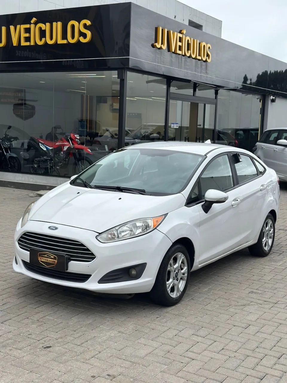 Ford Fiesta Fiesta Sedan 1.6 16V Flex Aut. 2015