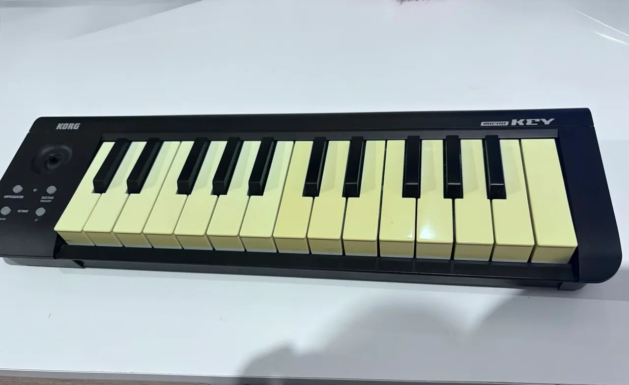 Teclado MIDI Korg Micro Key - Foto 3