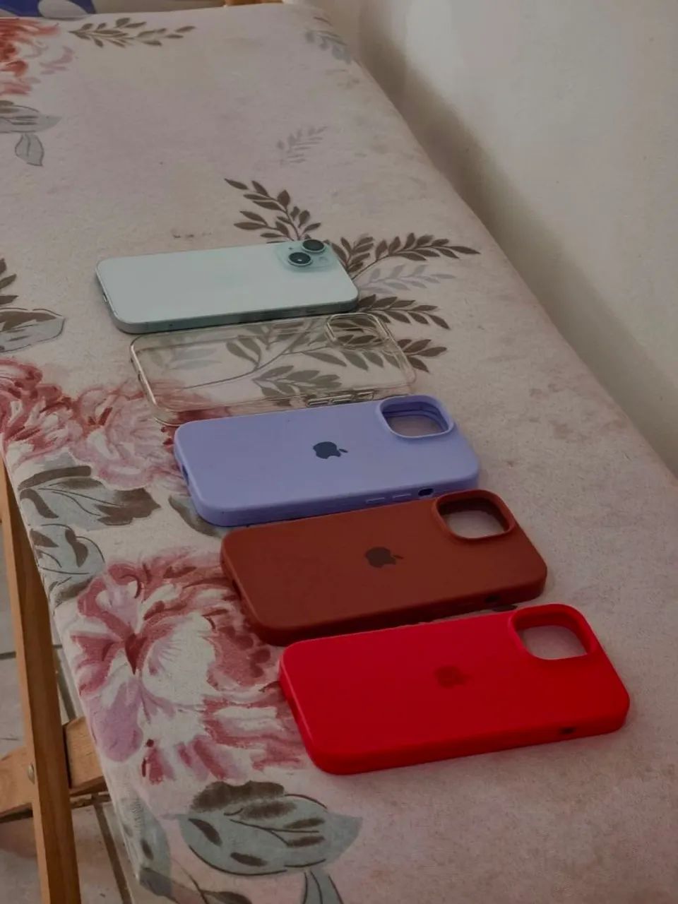 Iphone 15 256GB ZERADO + 5 Capinhas - Foto 2