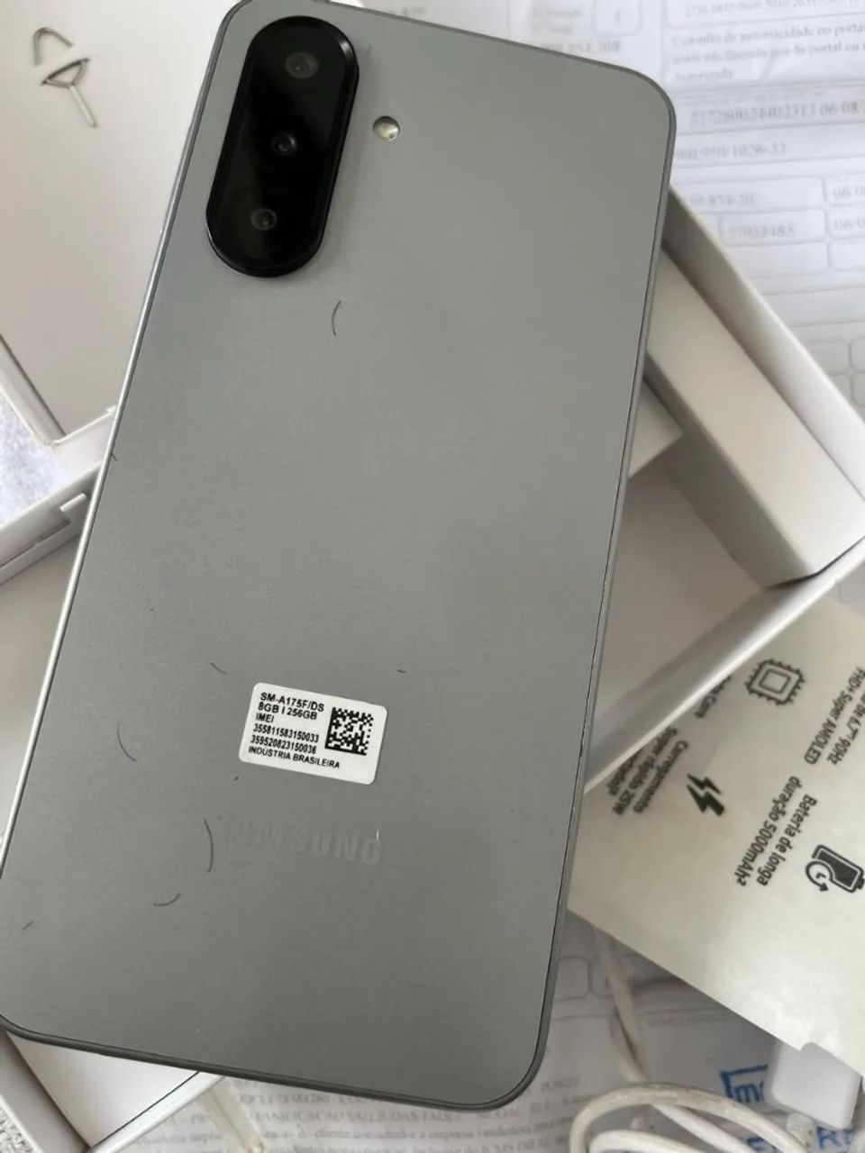 Vendo smartphone  Samsung ,A17 5G ,258 GB , 8GR ,. - Foto 2