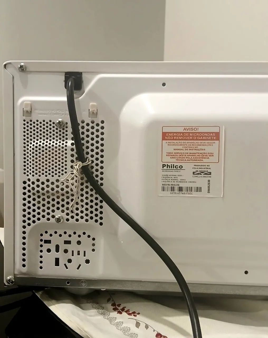 Microondas Philco Espelhado Novíssimo 220v - Foto 4
