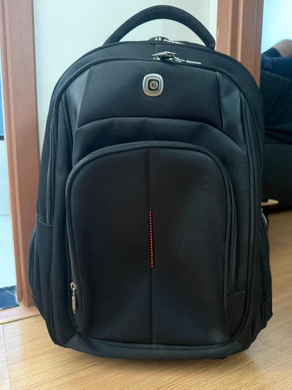 Mochila Executiva com rodinhas (alças e haste inclusas)