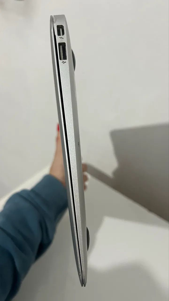 MacBook Air 11 Apple | Intel Core i5 | SSD 240 GB | 4 GB RAM - Foto 5