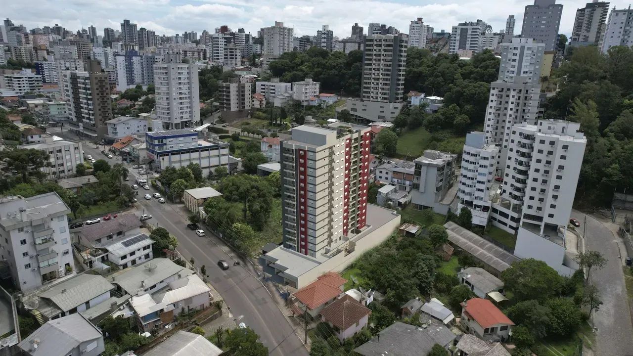 a poucos minutos do centro