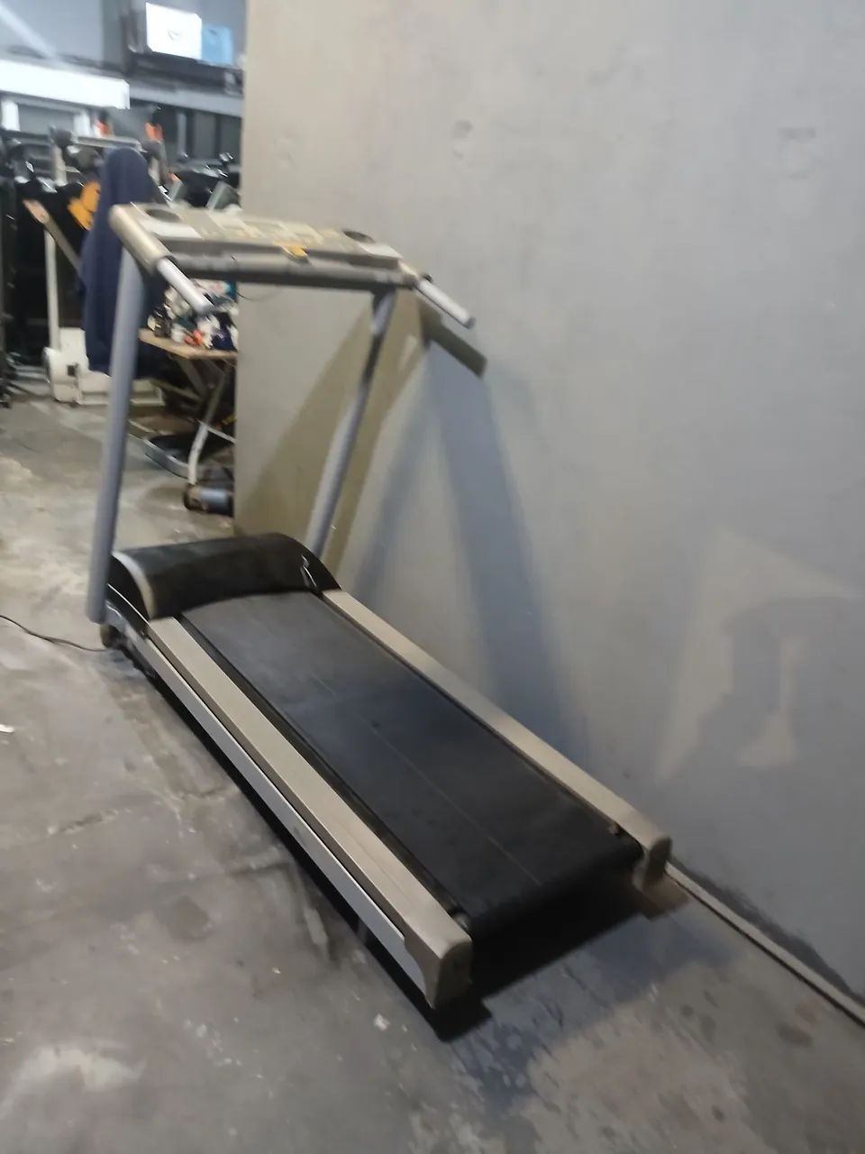 Esteira Athletic Profissional  - Foto 5