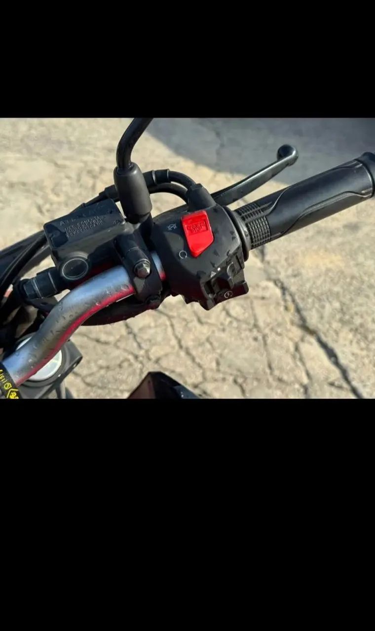 Vendo cb 300 no parcelamento - Foto 5