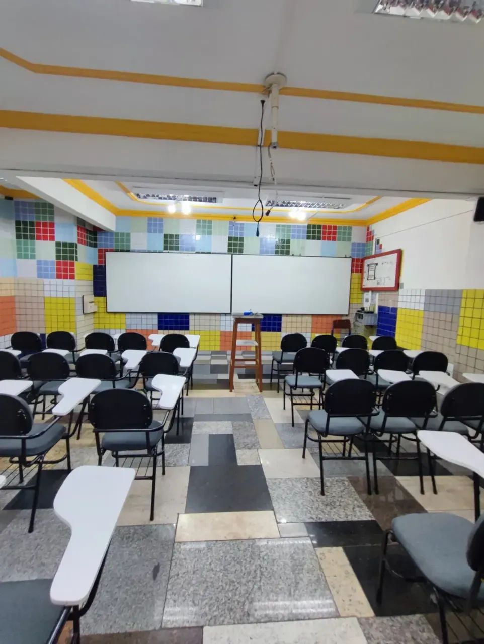 VENDO PRÉDIO ESCOLAR - CENTRO - 975 M² - Foto 2