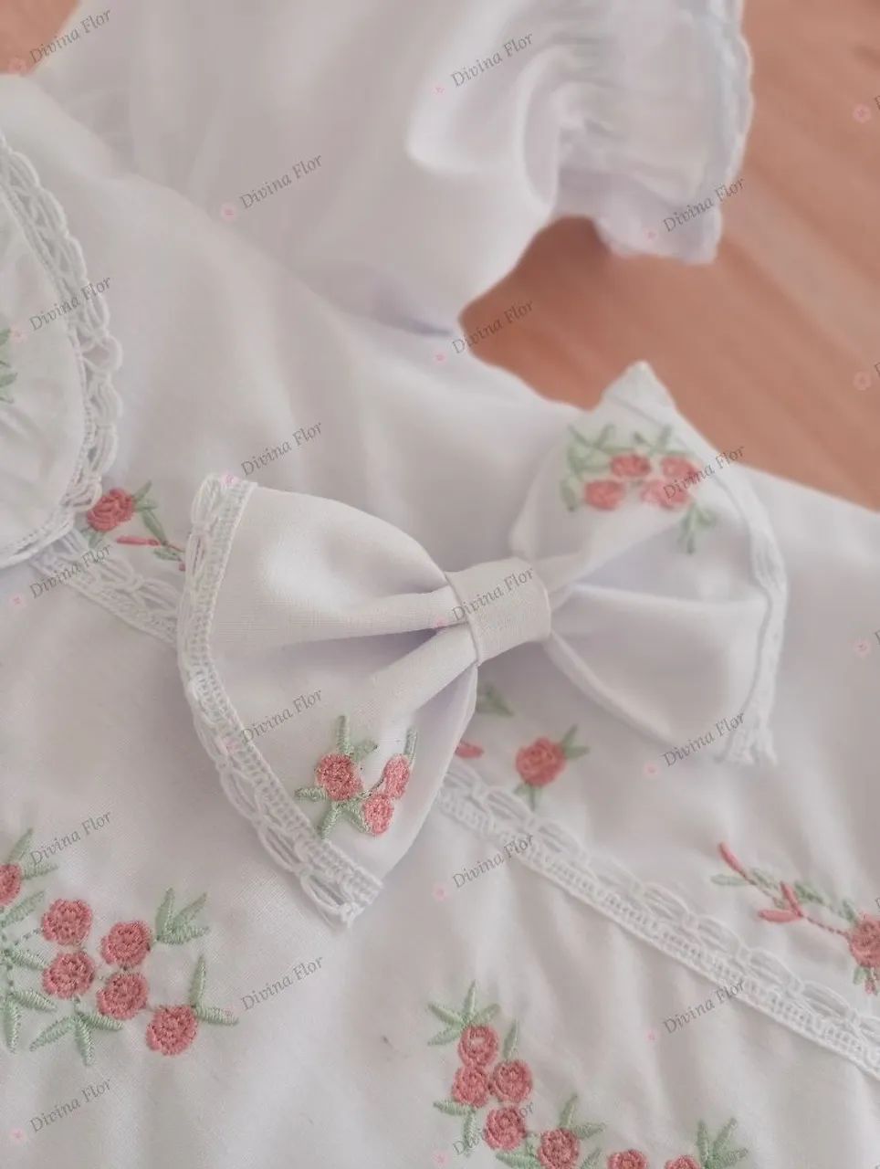 Vestido kit bordado para bebê  - Foto 4