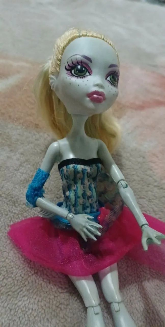 Linda boneca