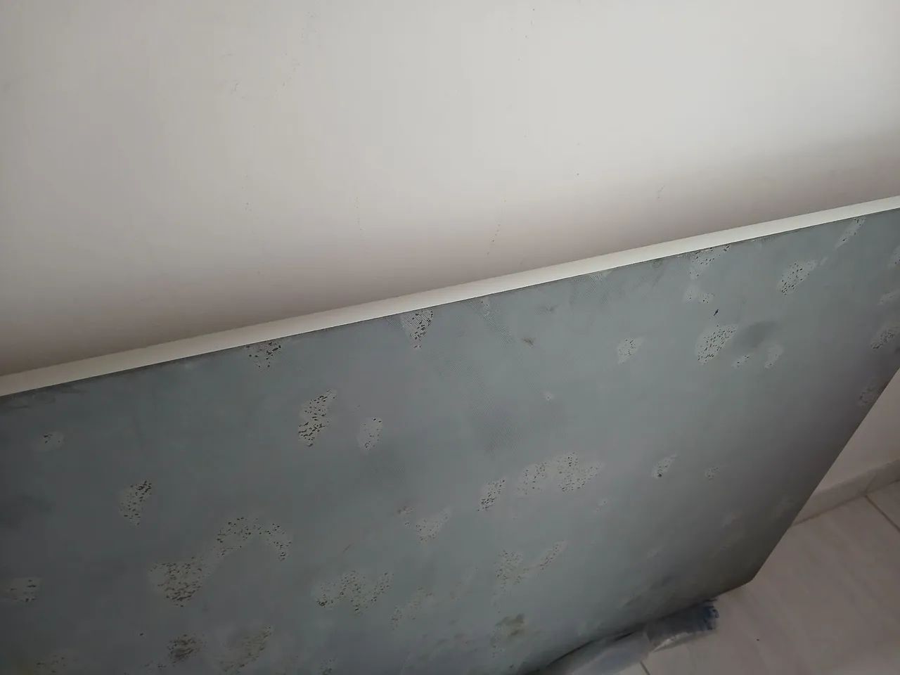 Vende se mesa de 4 cadeiras de  marmore  - Foto 3