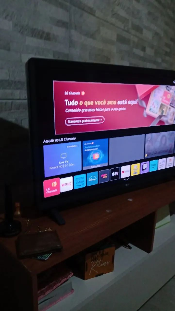 Tv LG smart 32 polegadas acompanha antena e controle  - Foto 3