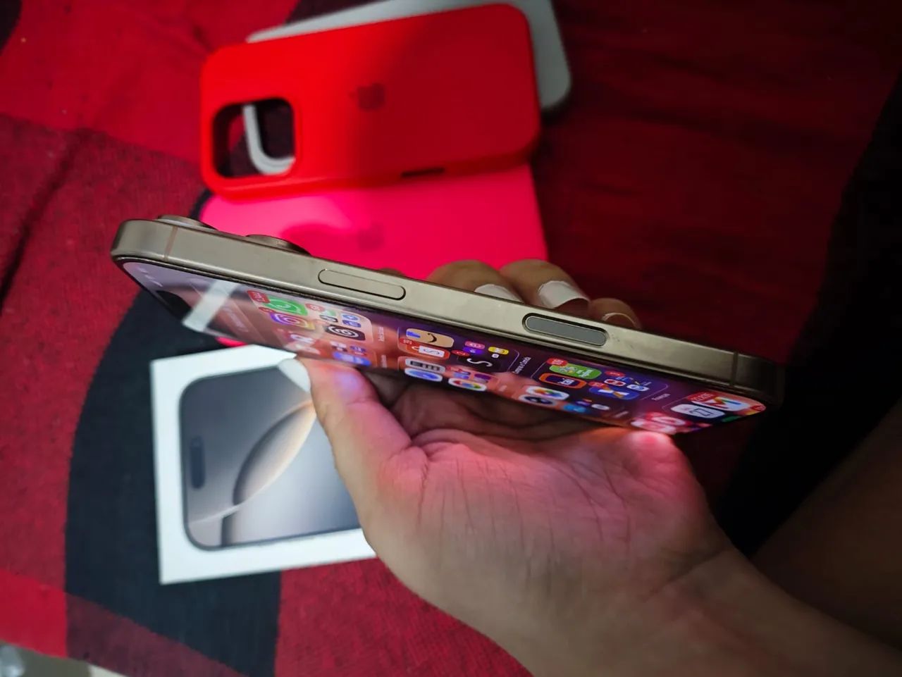 Iphone 16 Pro 256 GB  - Foto 3
