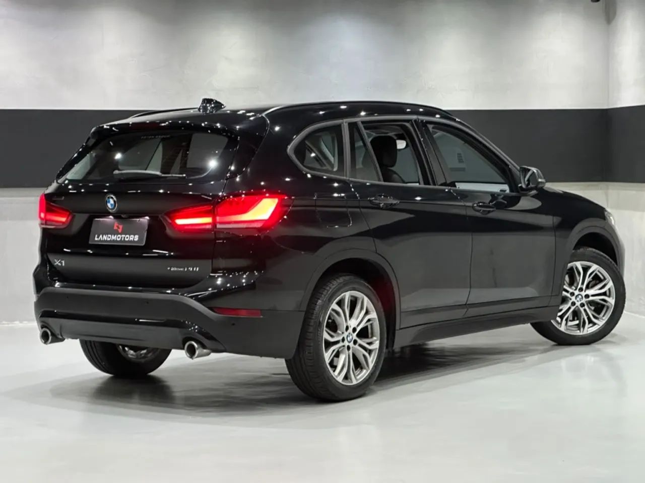 BMW X1 SDRIVE 20i X-Line 2.0 TB Aut., foto 4 de 20