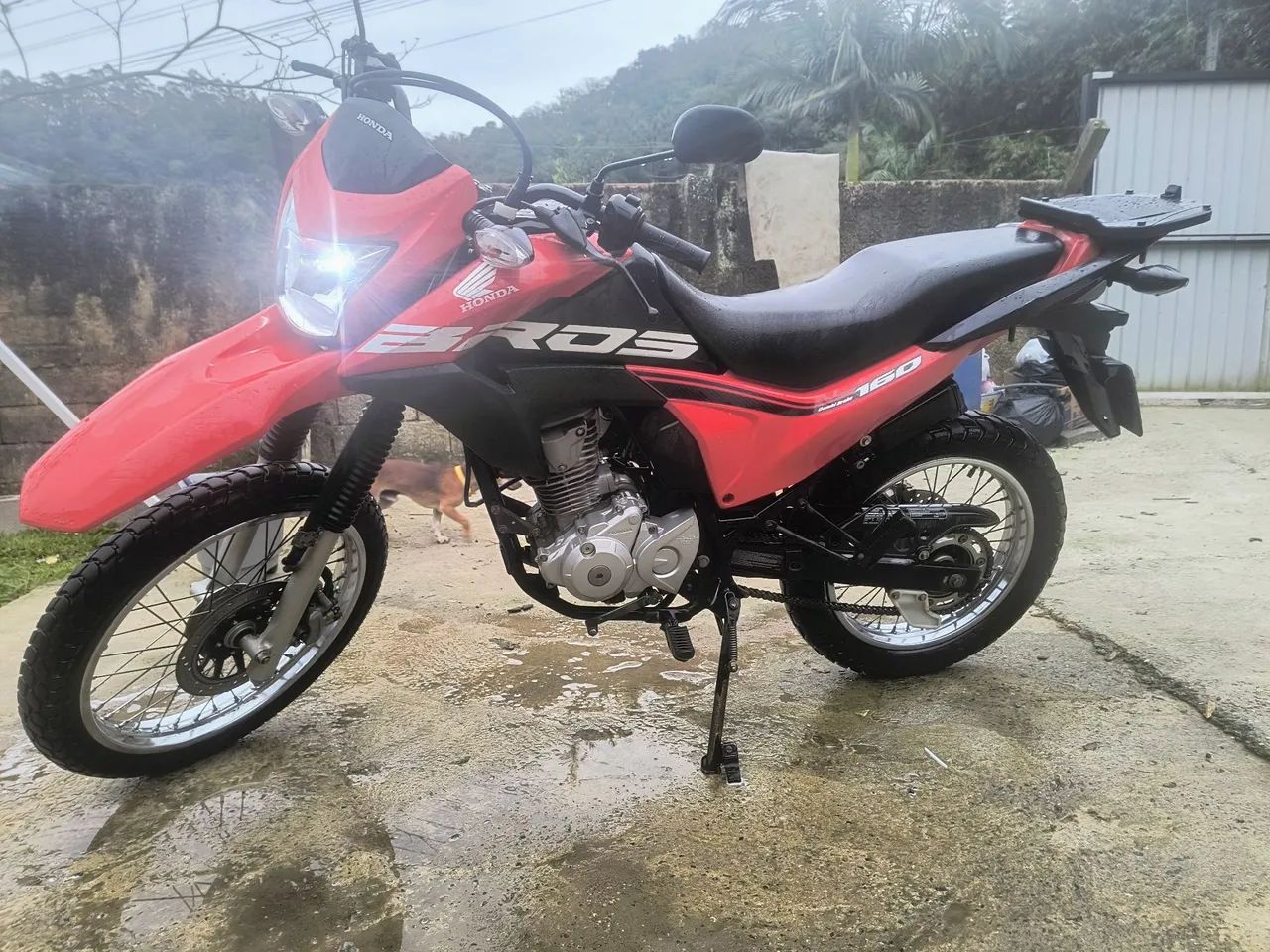 Bros 160