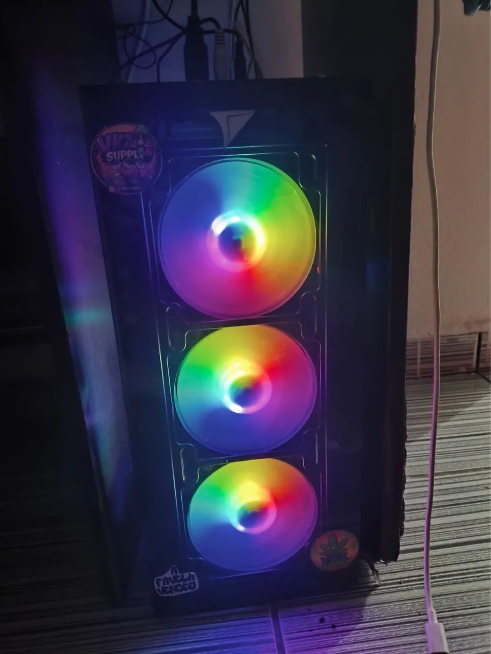 PC Gamer i7 + RX 580 + 16GB + SSD + Kit Gamer REDRAGON - Foto 2