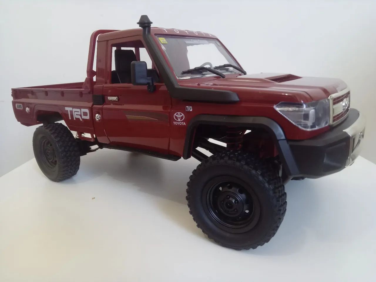 Caminhonete 4x4 RC - Foto 3