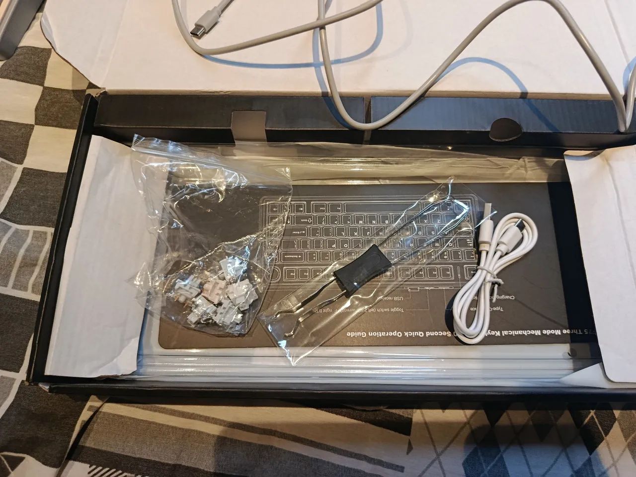 TECLADO AULA F75 - Foto 3
