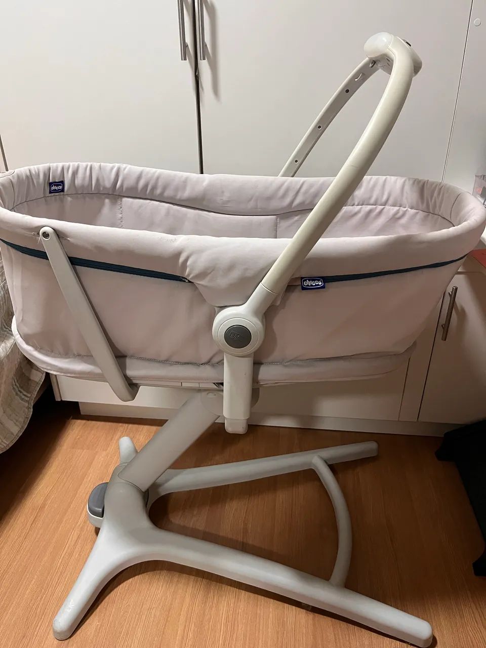 Berço Portátil Baby Hug 4 em 1 - Chicco - Foto 2