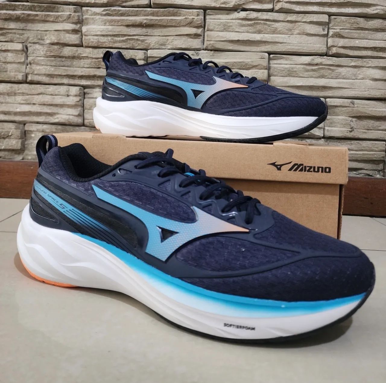 Tênis Mizuno Space 5 tamanho 45 - Foto 2