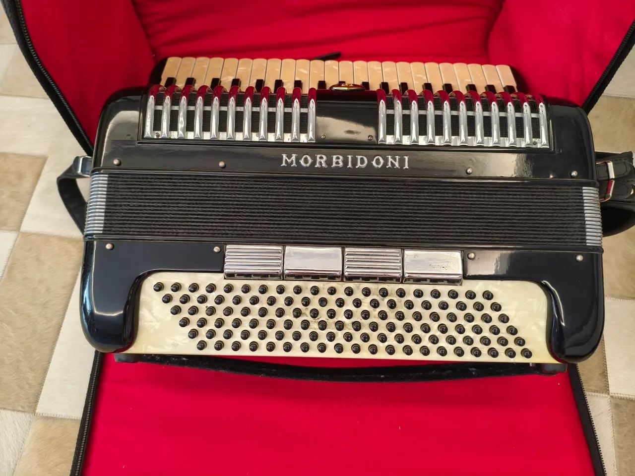 Acordeon 120 baixos  - Foto 3