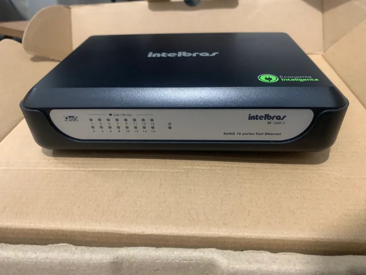 Switch Intelbras 16 portas (SF1600D)