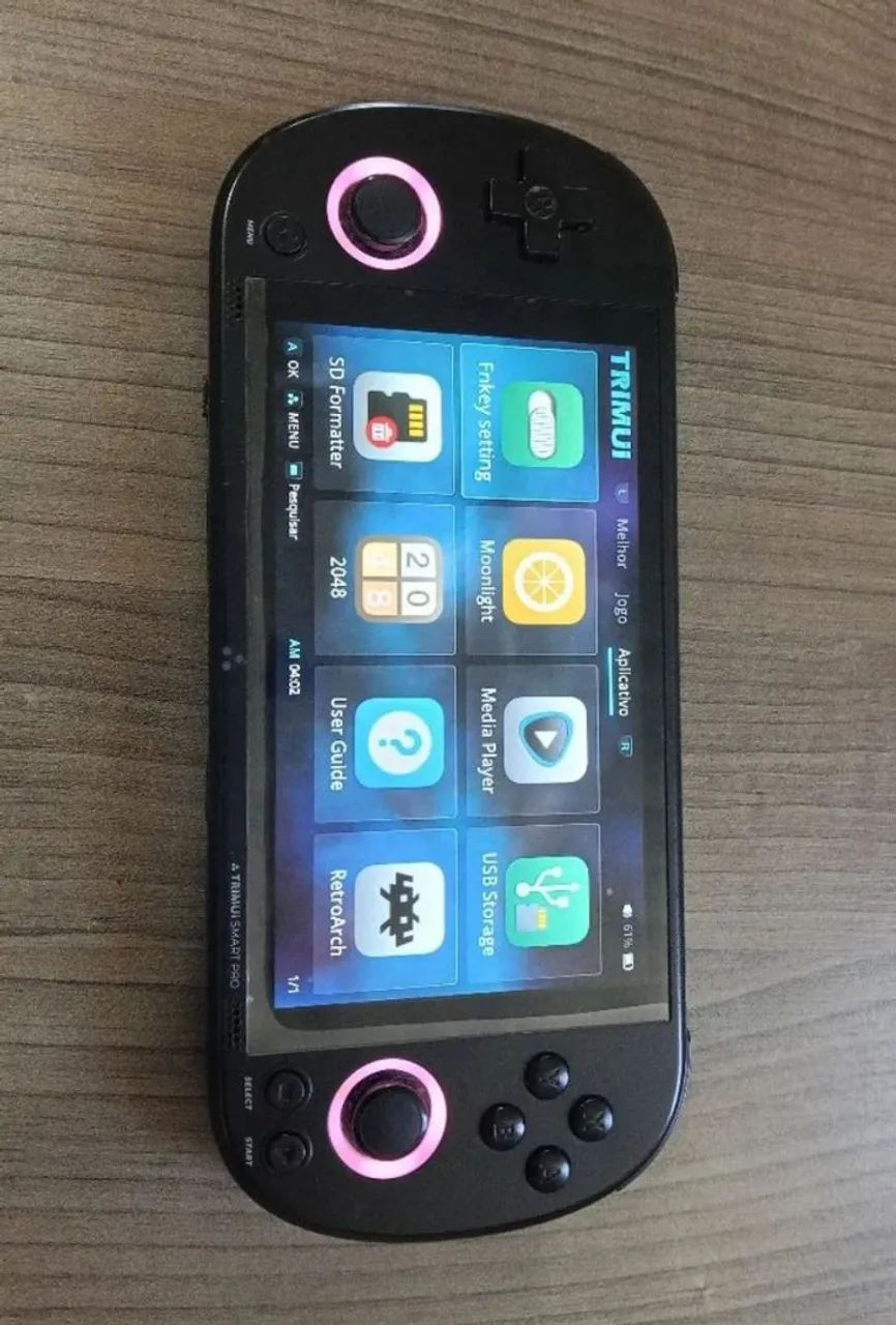 Trimui smart pro com vários jogos