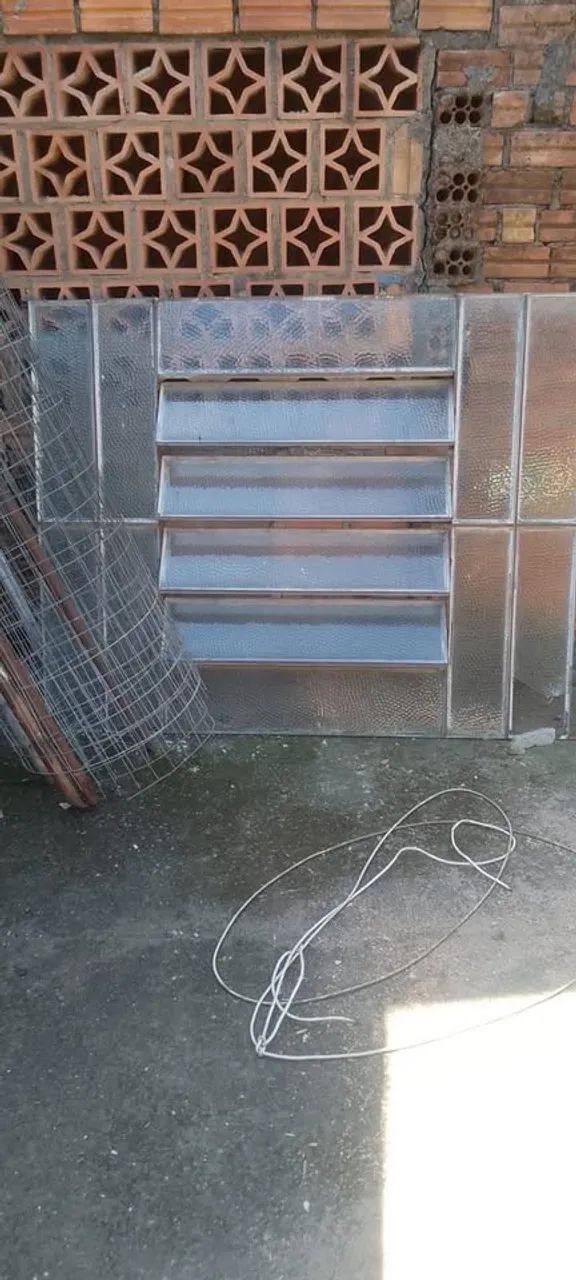 Janela428513802018498560