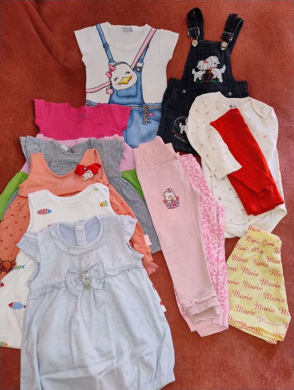 Lote roupas bebê menina M e G