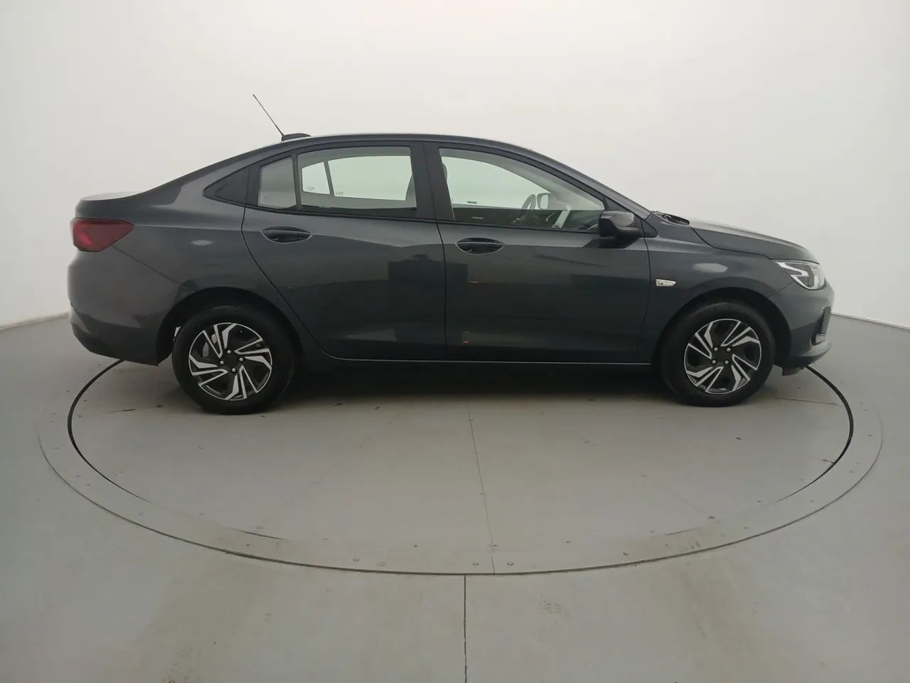 Chevrolet Onix Plus LT 1.0 12V Flex Mec. 4P, foto 6 de 18