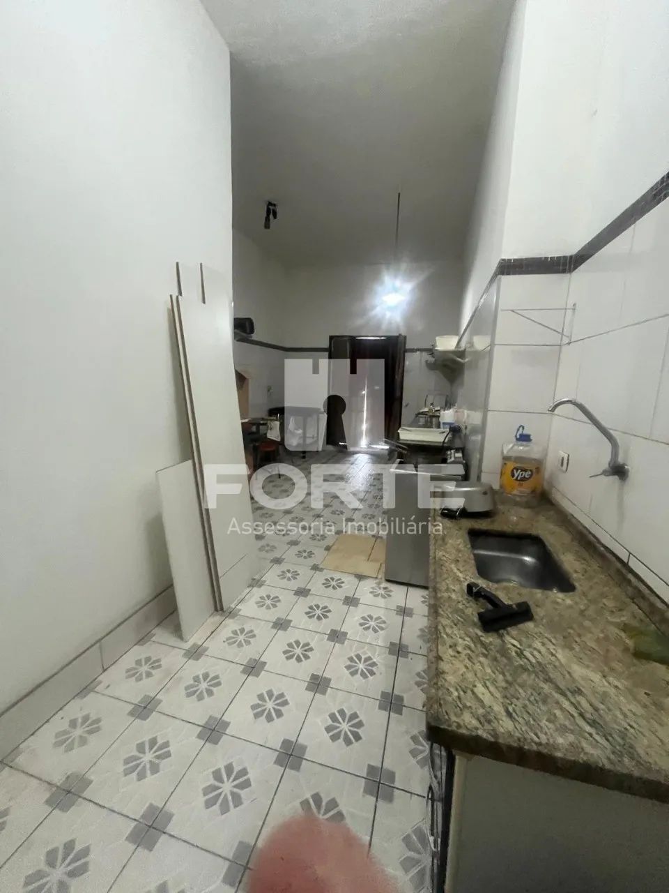 EXCELENTE PONTO COMERCIAL A VENDA NO CENTRO DE POA - Foto 3