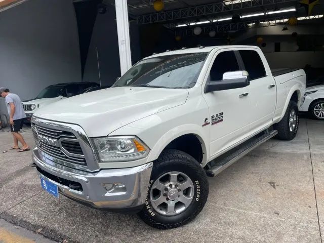 Ram 2500 LARAMIE 6.7 TDI CD 4X4 DIESEL 2017