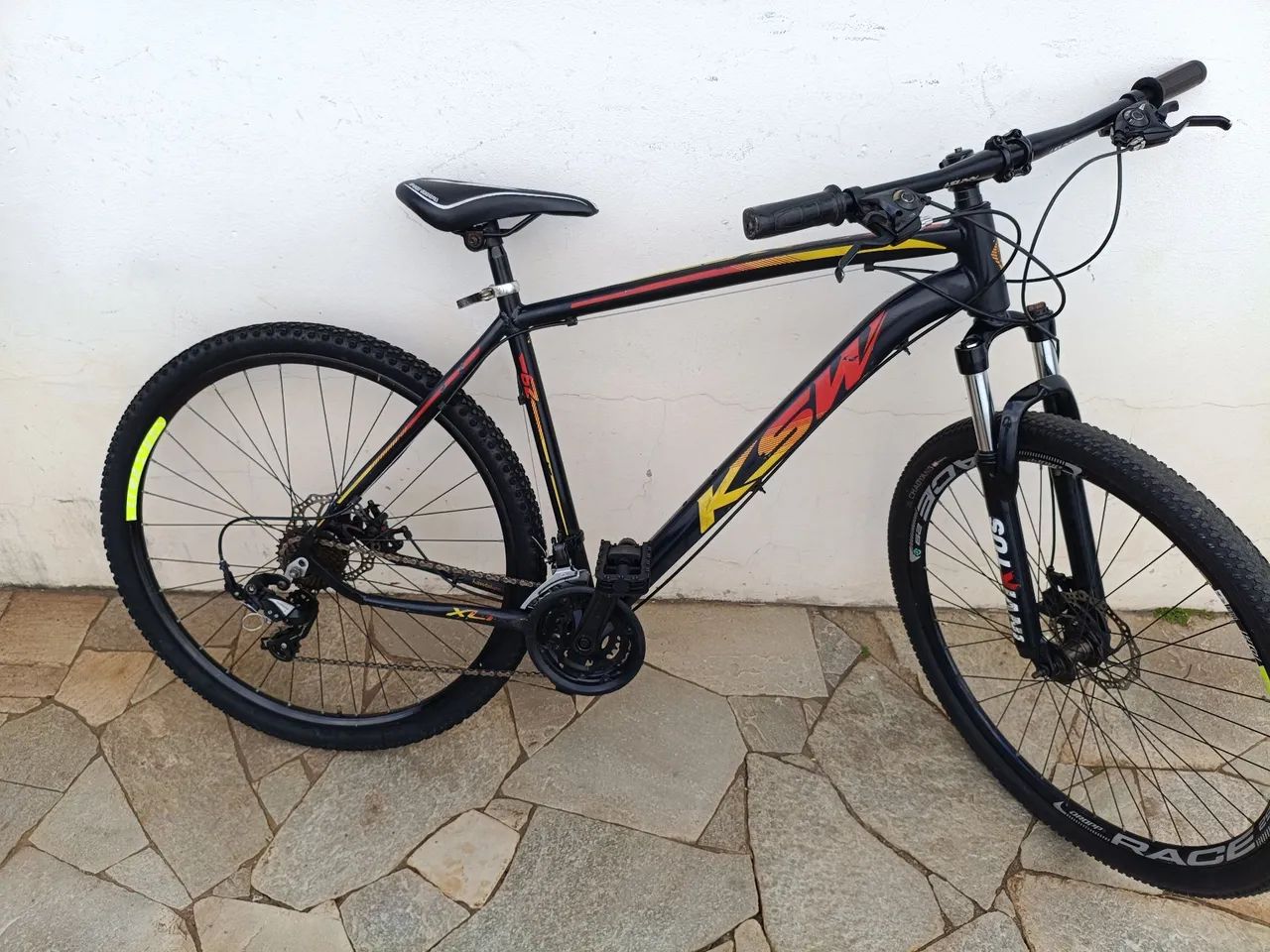 Bicicleta aro 29 em alumínio 