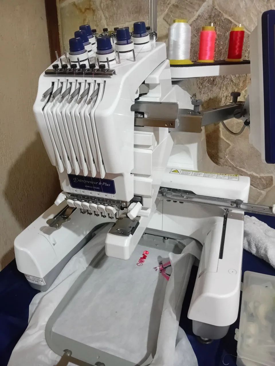 Bordadeira Brother pr670E 