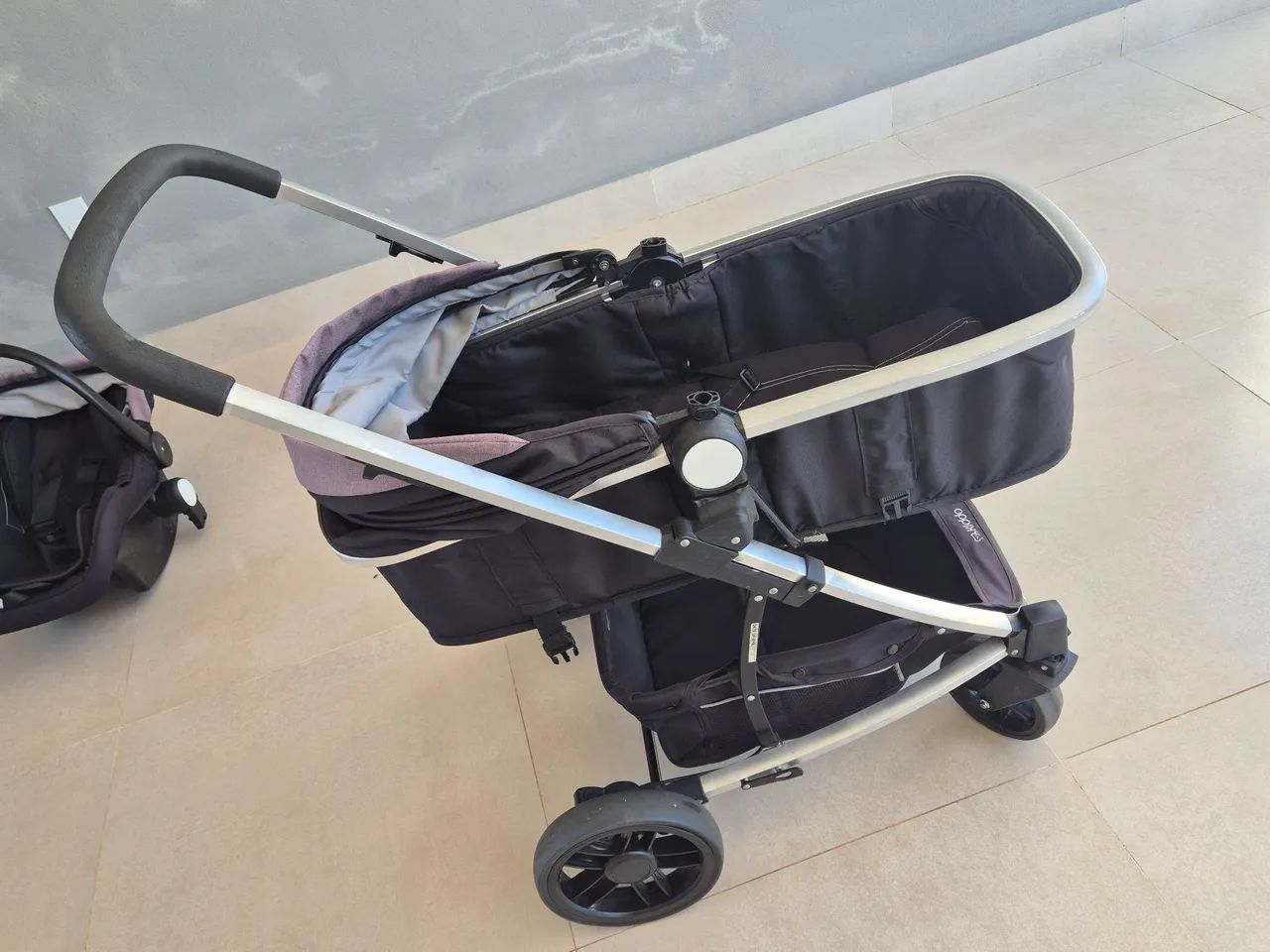 Carrinho de Bebe Moises com Bebe Conforto Kiddo - Foto 3
