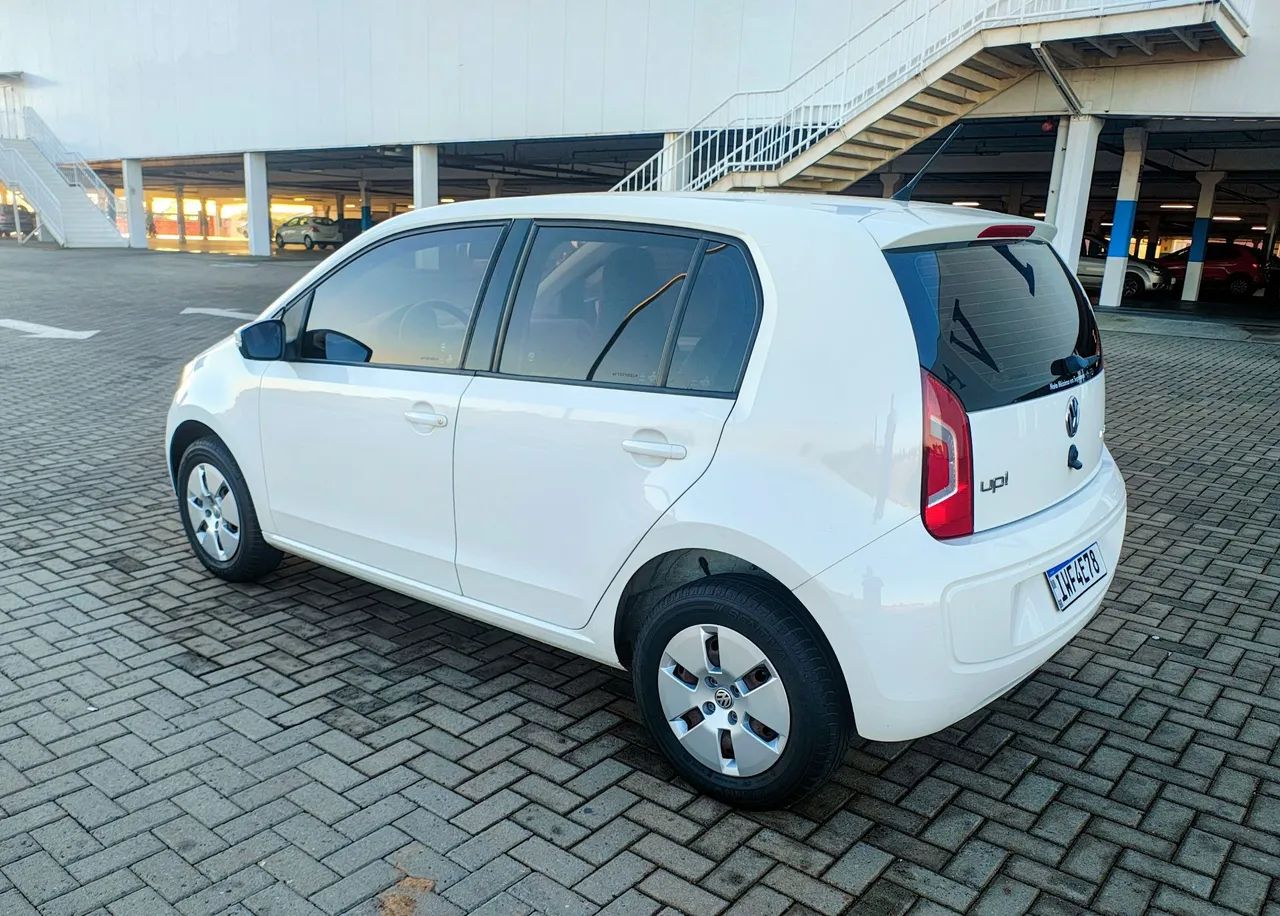 Volkswagen Up! 2015