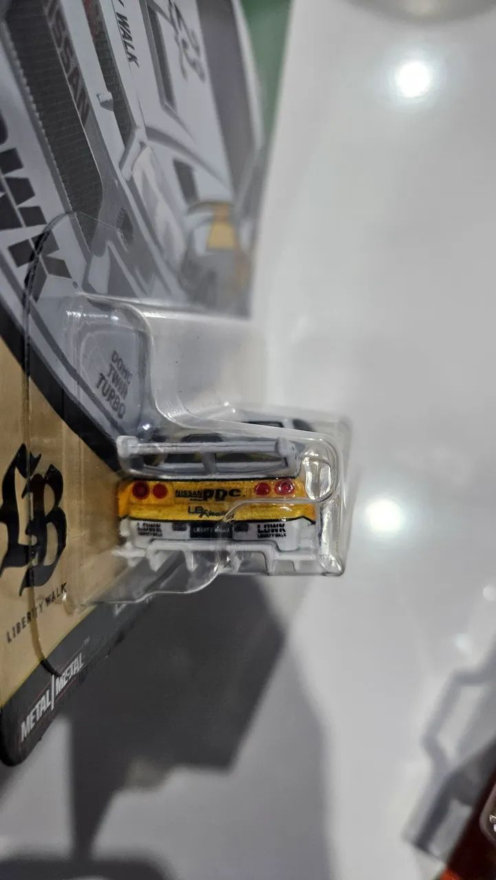 Hot wheels Premium Nissan Skyline LB-ER34 - Foto 3