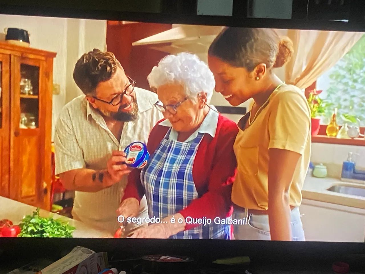 Tv 32 - Foto 2