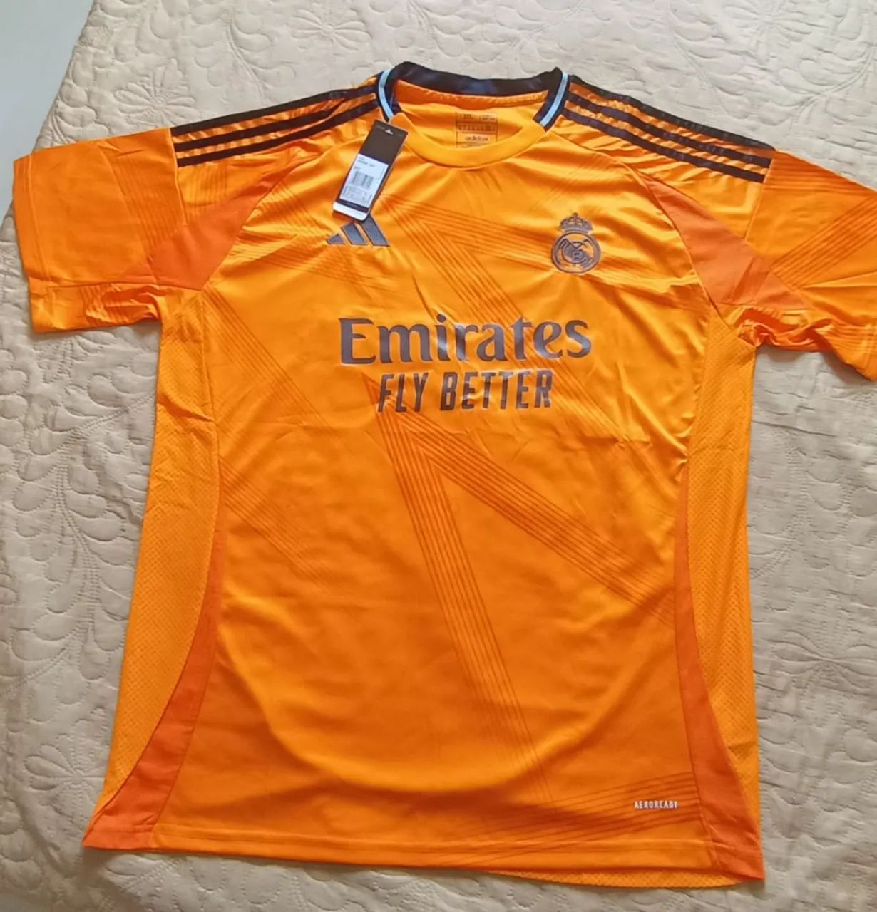 CAMIDA REAL MADRID IMPORTADA 