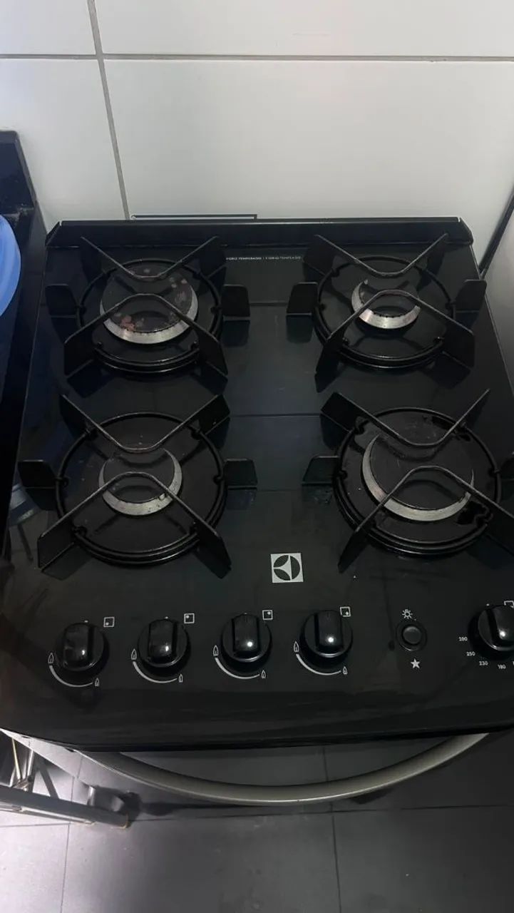 Fogão Electrolux 4B Mesa de Vidro  - Foto 3
