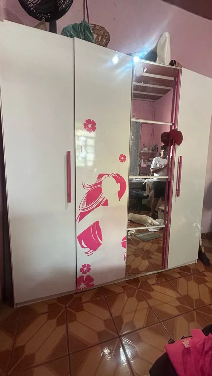 Guarda roupa infantil 
