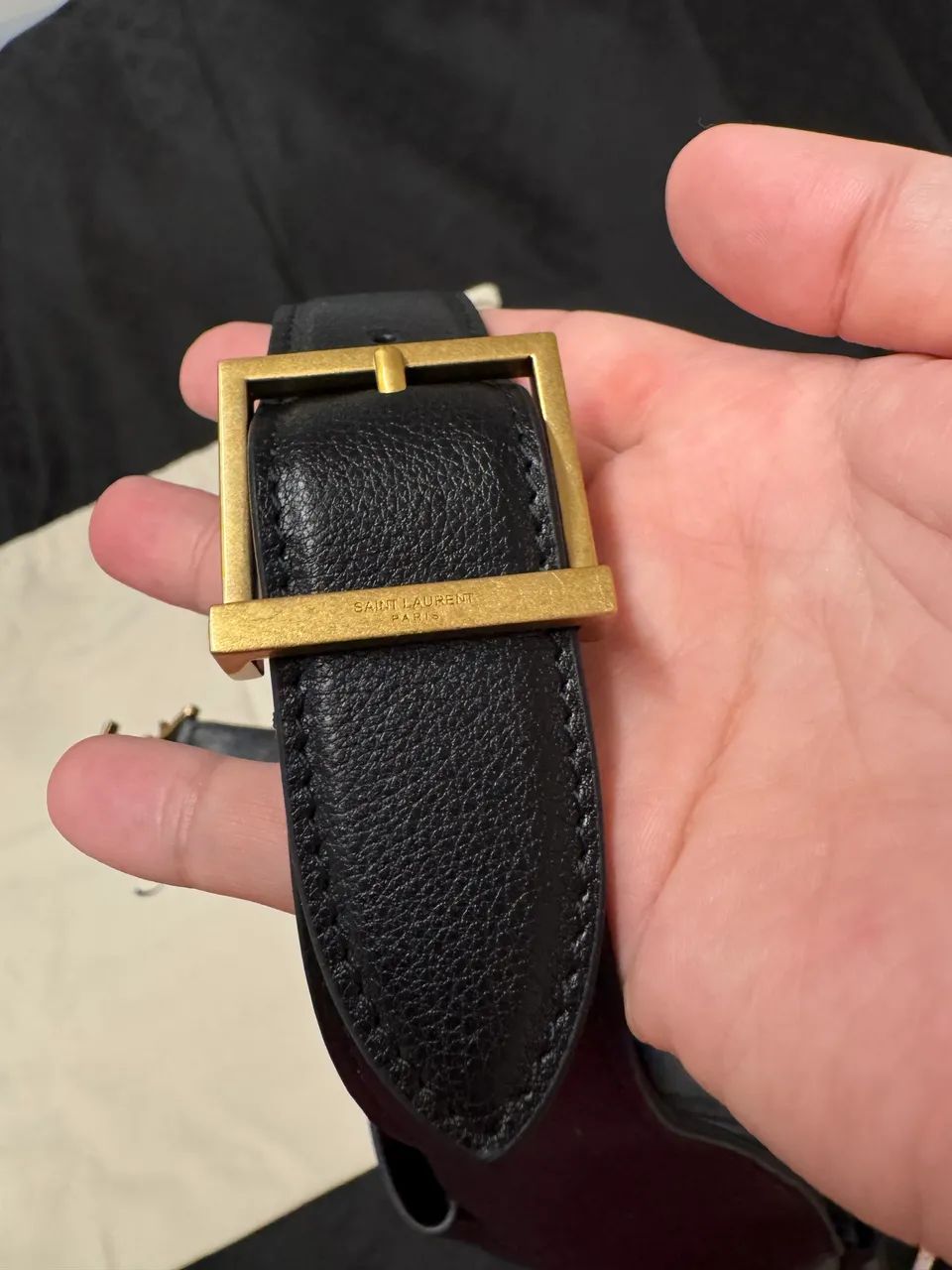 Bolsa de couro legítimo preto modelo italiano Yves Saint Laurent hobo - Foto 4