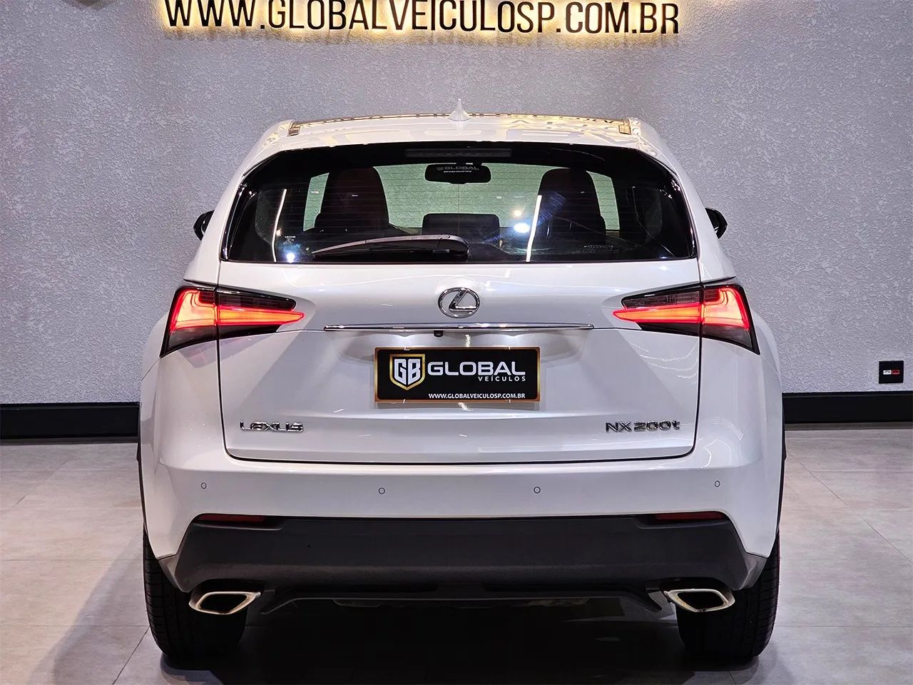 Lexus NX-200t F-sport 2.0 16V 238cv Aut., foto 6 de 20