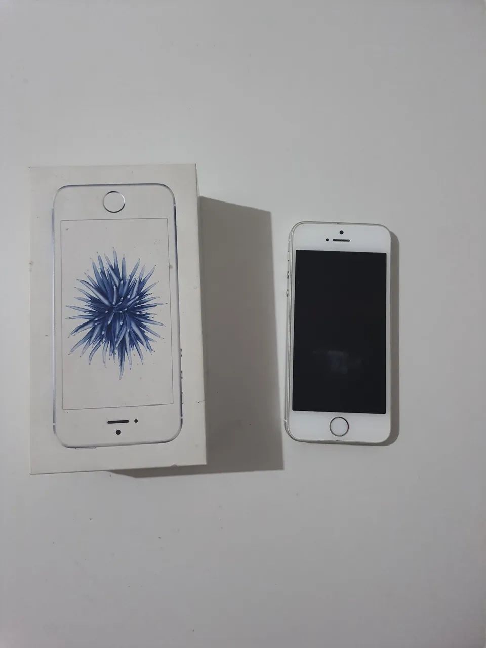 Celular IPhone SE 16 Gb - Foto 3