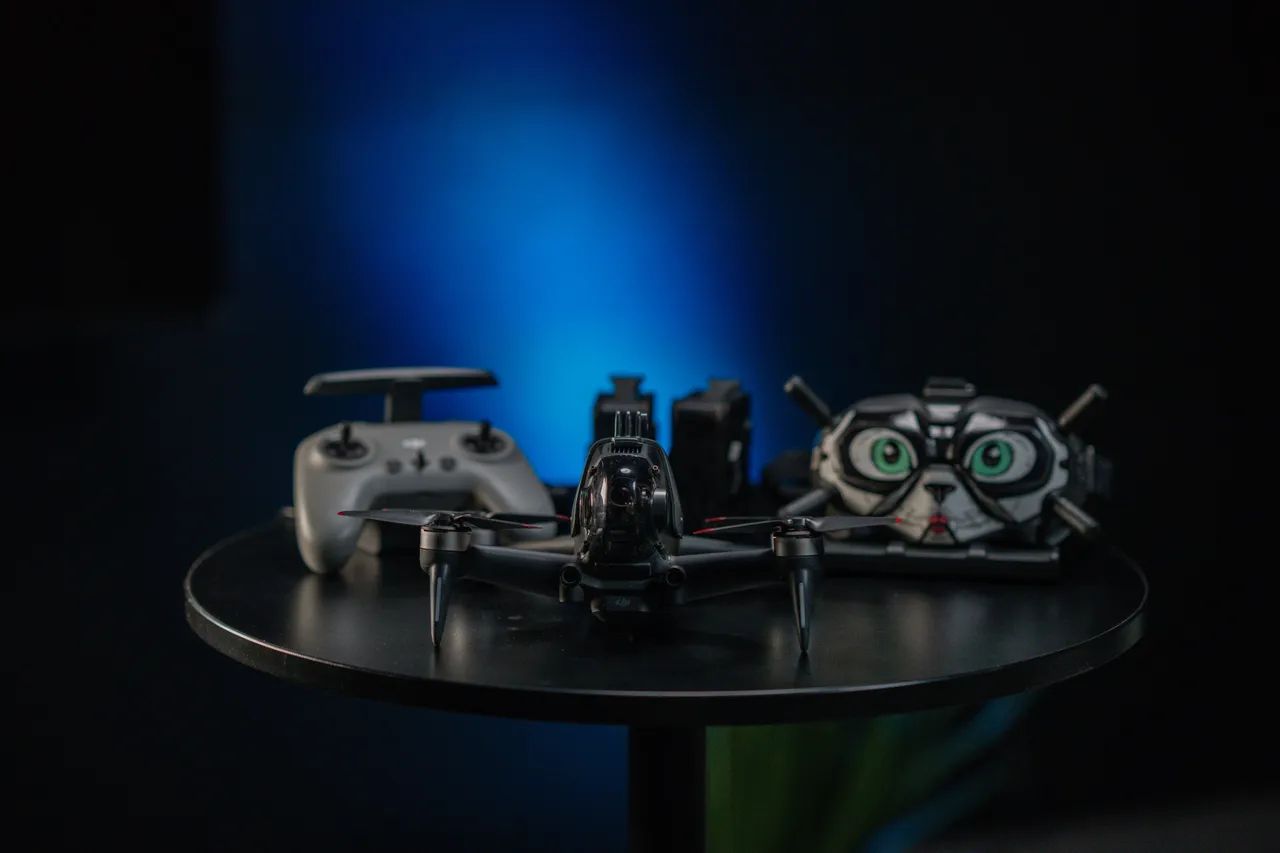 DJI FPV Completo + 2 Baterias + Goggles+ Controle - Foto 3