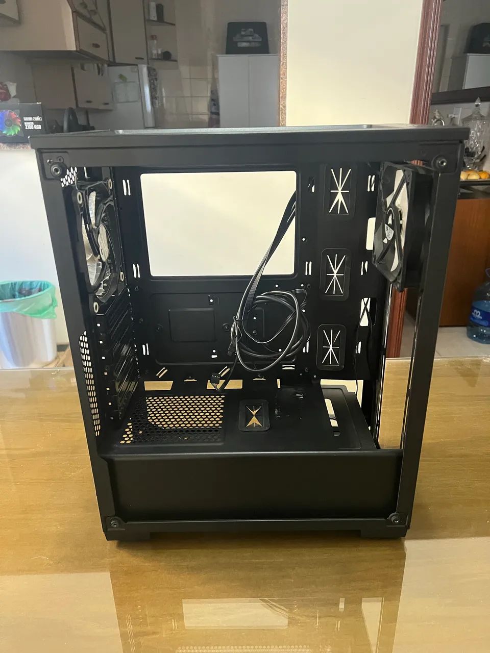 Gabinete Corsair 175R - Foto 5