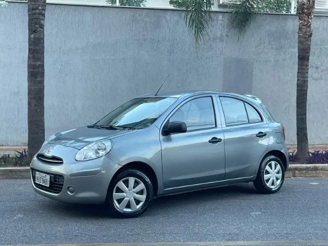 Nissan March 1.0 16V FLEX FUEL 5P 2012