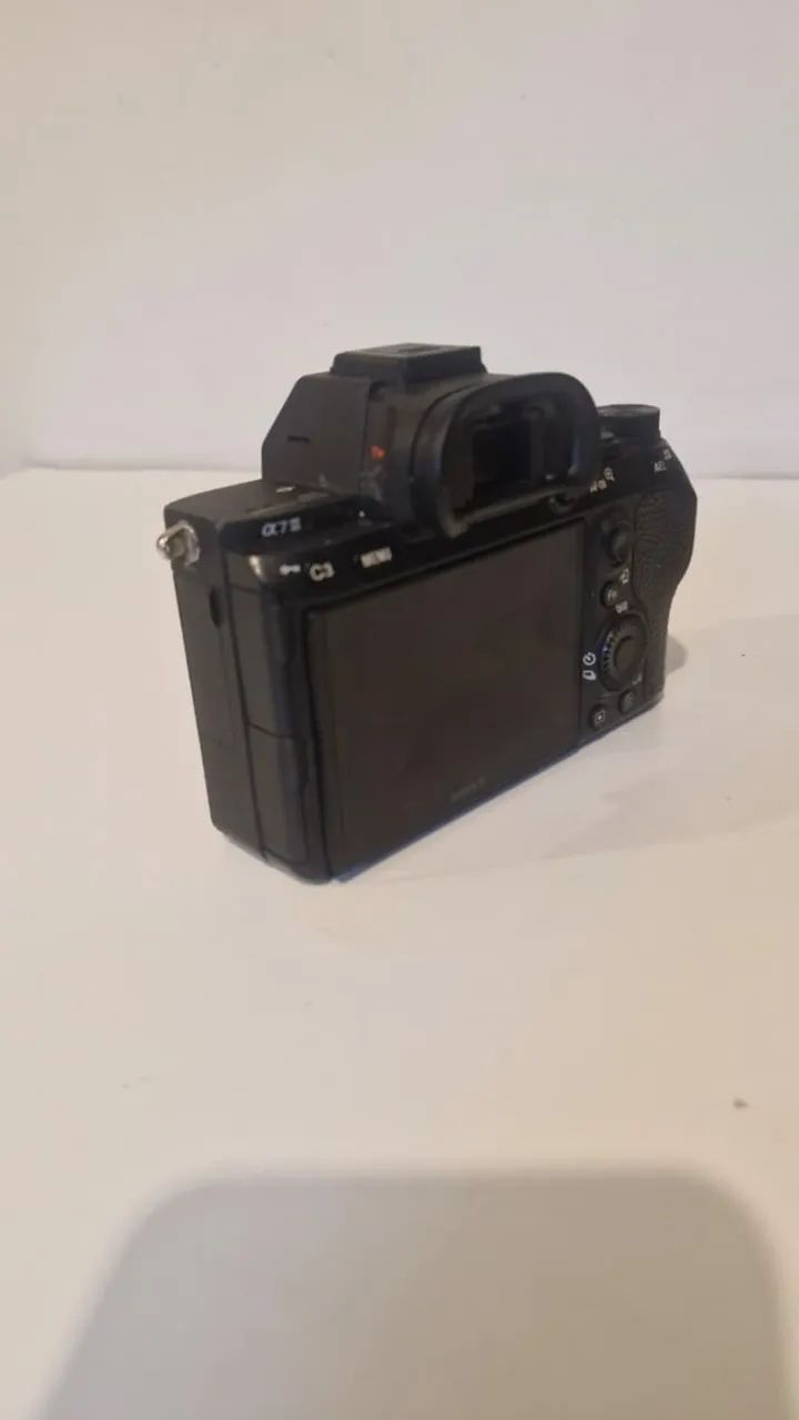 Câmera Sony Alpha A7 III E-mount Full Frame (Usado) - Foto 4